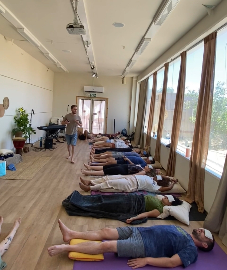 סדנת נשימה עם נועם רז